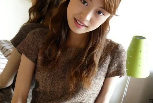 NCMC-019 Pretty Girl นั่งเก้าอี้ขาแยกกว้างโดนแฟนหนุ่มถลกกระโปรงเลียหีชุ่มฉ่ำน้ำเงี่ยนไหลย้อย ก่อนจับควยใหญ่ยัดปากอมเลียวนรัวๆ แล้วโยกเอวกระแทกหีแรงๆ จนร้องครางลั่นน้ำแตกเต็มรู